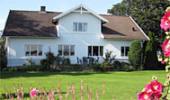 Headals Bed & Breakfast ligger centralt i det nordvestlige Skåne Headals Bed & Breakfast ligger centralt i det nordvestlige Skåne